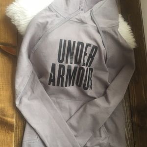 Under Armour gray hoodie. Like new! Size Med